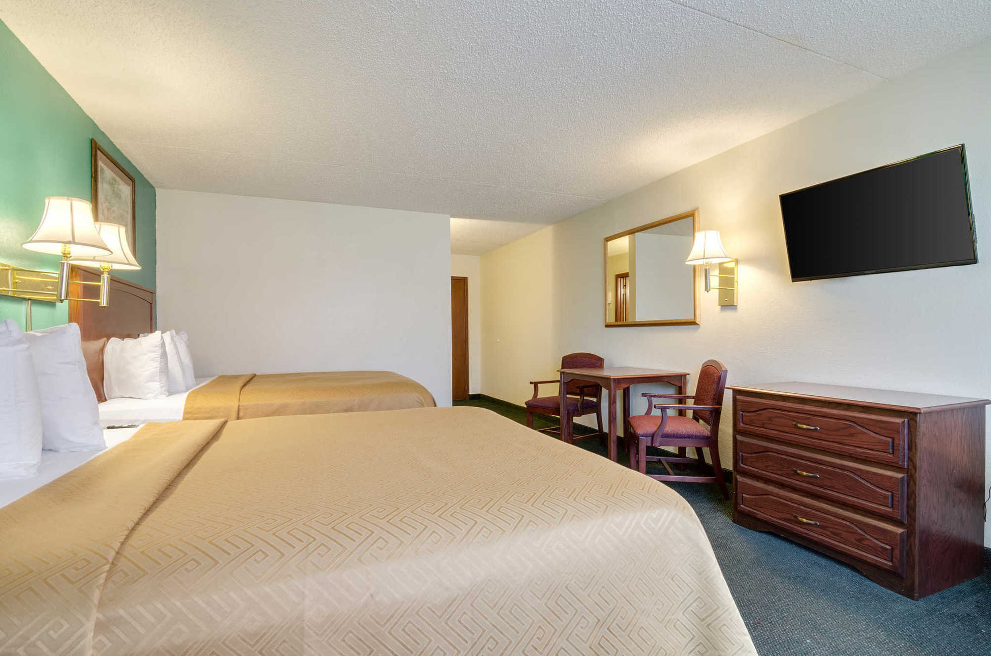 Americas Best Value Inn Salina Værelse billede